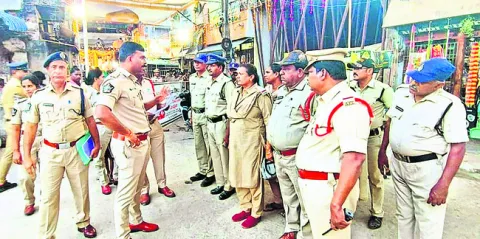 సులభతరంగా ‘అమ్మ’ దర్శనం 
