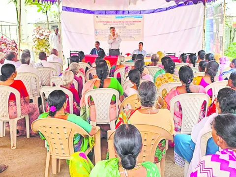 కెనరా బ్యాంక్‌ సేవలను సద్వినియోగం చేసుకోవాలి 