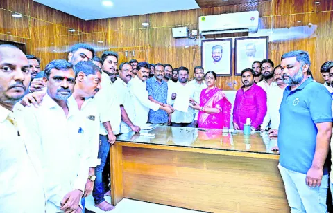 మైసూరును తలపించేలా ఉత్సవాలు నిర్వహిద్దాం
