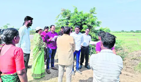 ఆత్మహత్యాయత్నం  ఘటనపై ఆర్డీఓ విచారణ 
