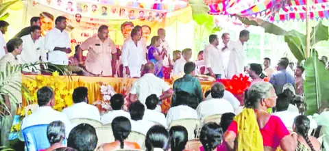 టీడీపీ, జనసేన నాయకుల వాగ్వాదం
