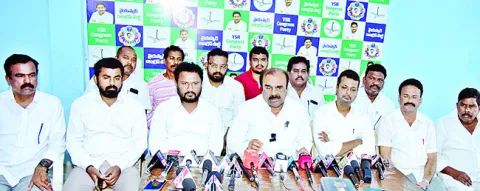 రాయలసీమ ద్రోహి చంద్రబాబు 