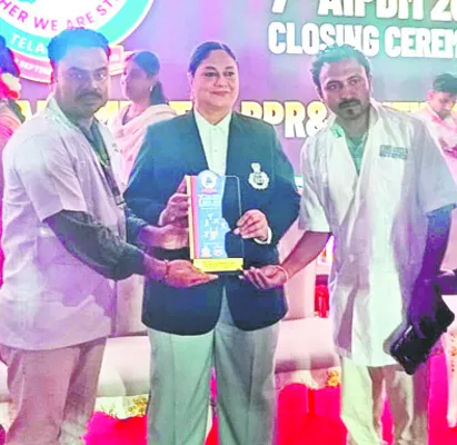 108 సిబ్బందికి అవార్డులు 