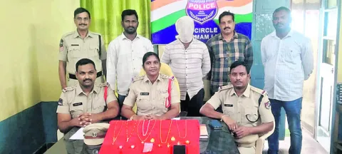 గుంతలో నగలు.. అవసరమైతే అమ్మకం