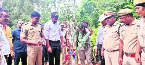 అమరుల త్యాగాలు మరువలేనివి