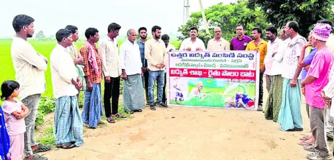 రైళ్లను పునరుద్ధరించాలి
