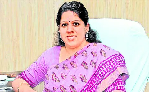 పల్నాడు జిల్లా కలెక్టర్‌గా  కృతికా శుక్లా నియామకం  