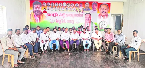 యూరియా కొరతకు కేంద్రమే కారణం 