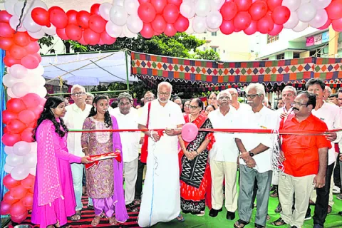 వామపక్షాల ఐక్యతే ఏచూరికి నిజమైన నివాళి
