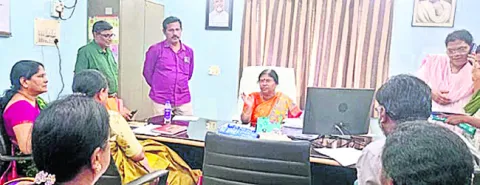 మాతృ, శిశు మరణాలు సంభవించకుండా చర్యలు : డీఎంహెచ్‌వో
