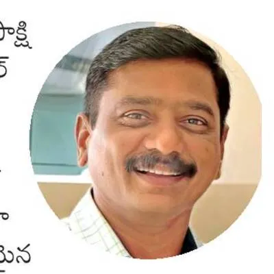 సాక్షి జర్నలిస్టులపై దాడులు హేయమైన చర్య