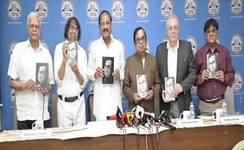 Tollywood Comedian Brahmanandam Auto biography Book Release4