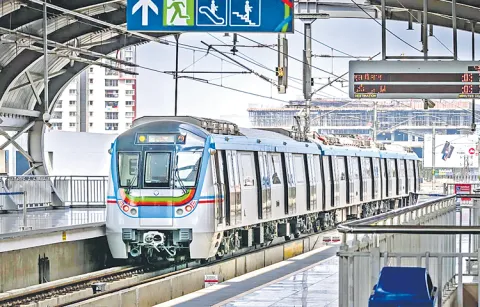 Hyderabad Metro is in loss of over Rs 5000 crores