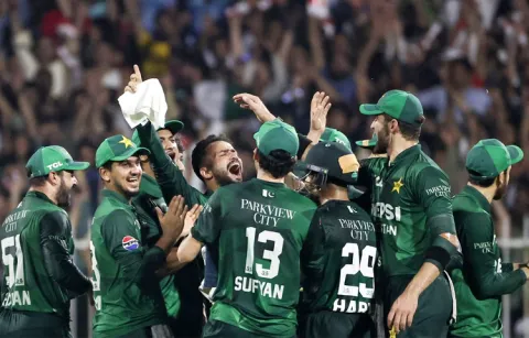 Pakistan big win over Oman