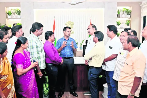 రాష్ట్రంలోనే ఆదర్శంగా నిలవాలి