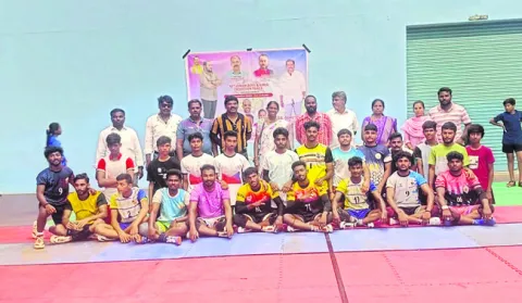 జూనియ