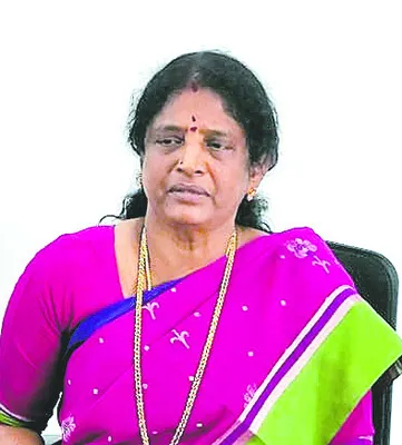ప్రజాస్వామ్యానికి సంకెళ్లు వేస్తారా? 