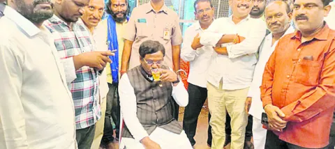 యూరియా కొరత లేకుండా చేస్తున్నాం 