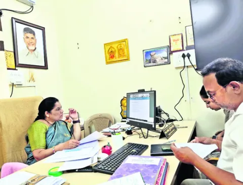 17 నుంచి మహిళా ఆరోగ్య కార్యక్రమాలు 