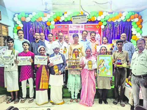 బాలల 