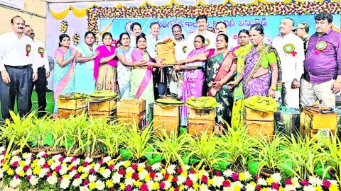 స్వచ్ఛమైన తేనెకు డిమాండ్‌