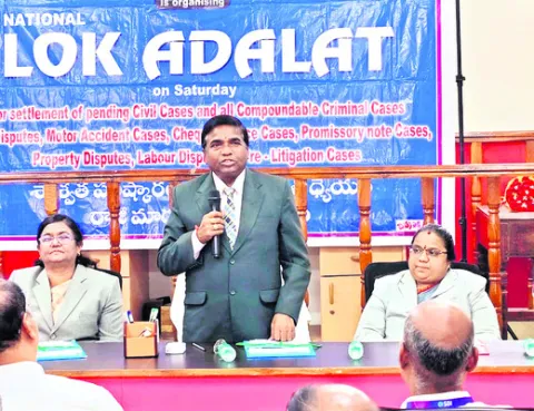 రాజీయే రాజమార్గం