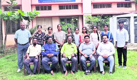 రాష్ట్రస్థాయి యోగా పోటీలకు  ఉమ్మడి జిల్లా క్రీడాకారులు 