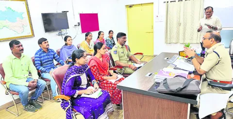 మహిళల భద్రతకు షీ టీమ్‌ భరోసా