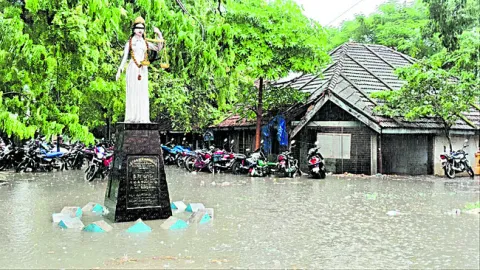 సత్తెనపల్లిలో కుండపోత 