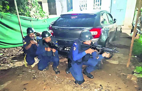 ఏయూలో