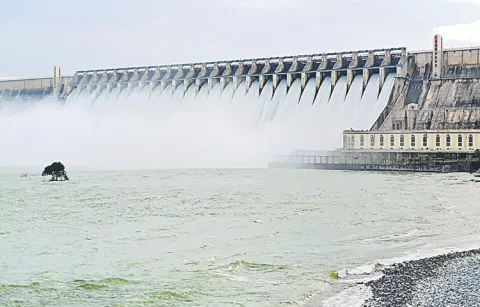 Floods are rising in the Godavari and Krishna rivers