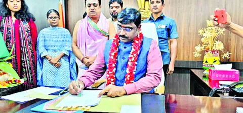 ప్రజలతో మమేకమవుతా.. 