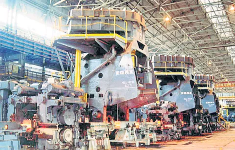 Steel plant workers in agitation after series of incidents