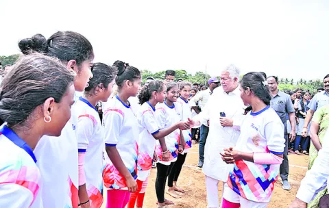 జిల్లా స్థాయి దసరా క్రీడలు ప్రారంభం 