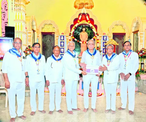 సేవలతో సాయి శతాబ్ది ఉత్సవాలు 