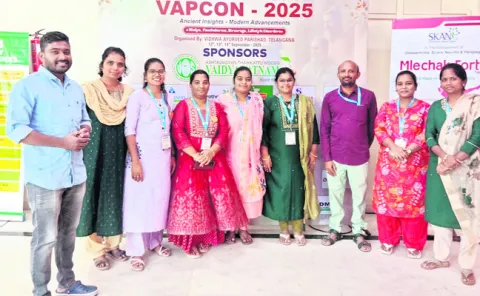 జాతీయ ఆయుర్వేద కాన్ఫరెన్స్‌కు జిల్లా వైద్యులు