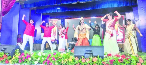 ఓనం..