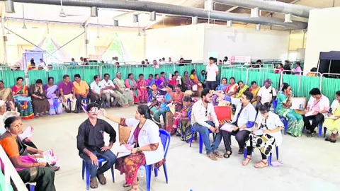 బ్రాండిక్స్‌లో 580 మందికి కంటి పరీక్షలు 