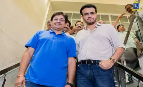 Sourav Ganguly back as CAB chief 