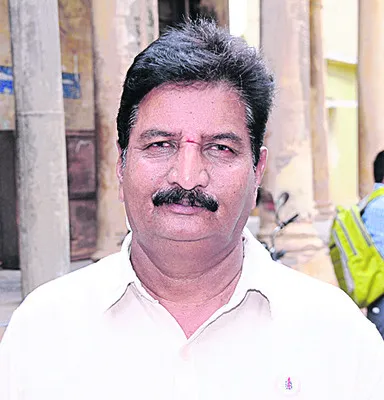 స్వేచ్ఛను హరించడం తగదు 
