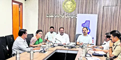 బతుకమ్మ వేడుకలకు ఏర్పాట్లు చేయాలి
