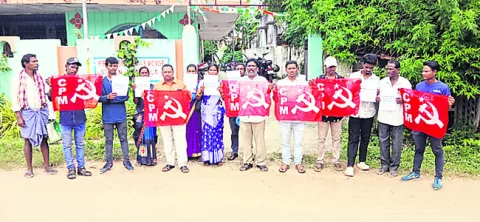 బెల్టు షాపులతో పేదల జీవితాలు ఛిద్రం 