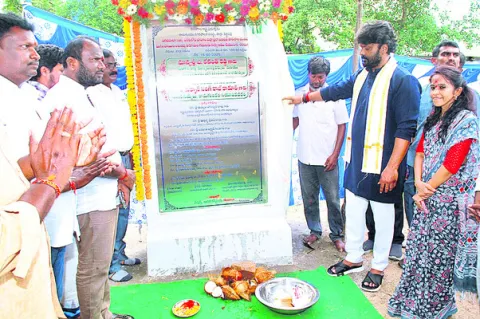 వ్యాపారాభివృద్ధికే రోడ్ల విస్తరణ 