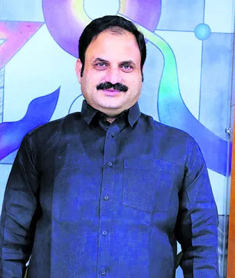 పత్రికా స్వేచ్ఛను హరిస్తున్న కూటమి సర్కార్‌