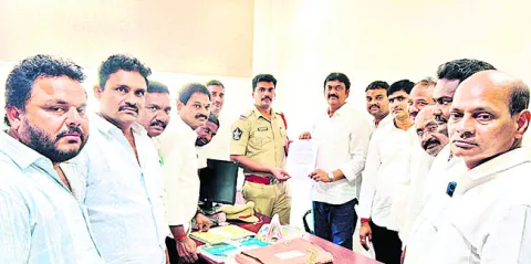 మెడికల్‌ కాలేజీ సాధనకు ఉద్యమ కార్యాచరణ