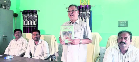 లారీ 