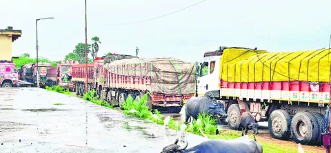 ఆంధ్రా ఇసుకకు బ్రేకులు!