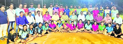 జూనియర్స్‌ కబడ్డీ పోటీలకు జిల్లా జట్ల ఎంపిక