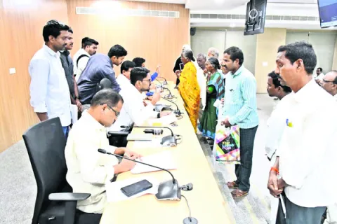 ‘ప్రజావాణి’ ఫిర్యాదులు పరిష్కరించాలి.. 
