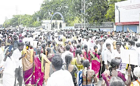 RDT Beneficiaries Rally: Andhra pradesh